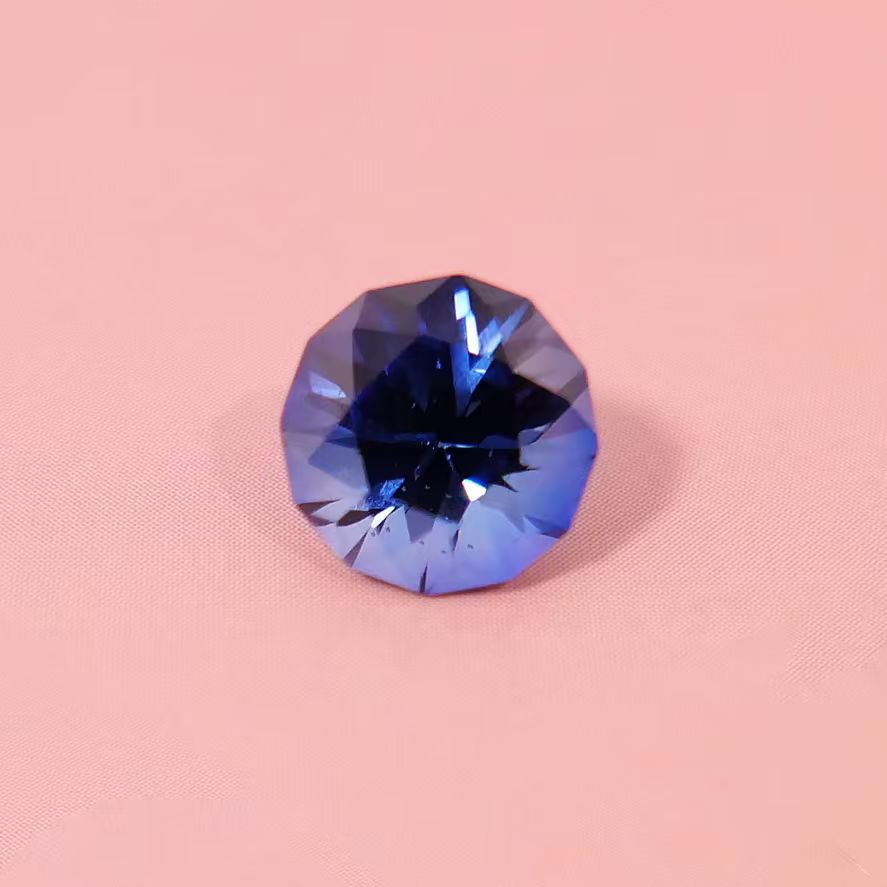 1.7ct hexagon special cut Lab-Grown Sapphire