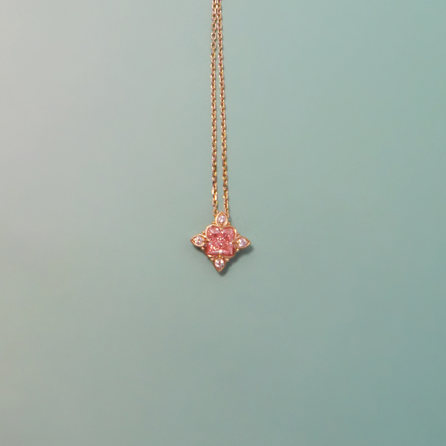 NEW | Pink Diamond 18kgold necklace