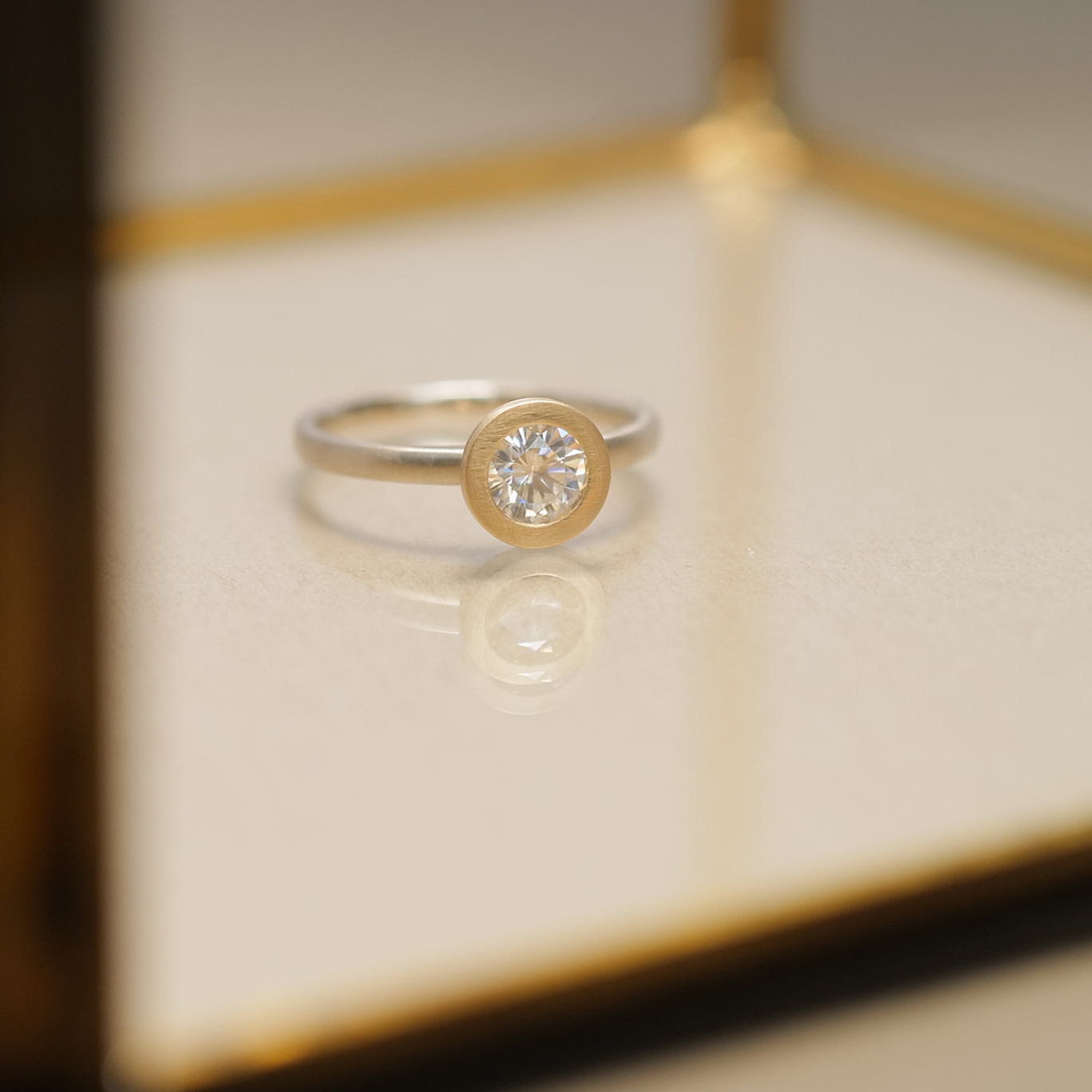 Aurora Solitare lab-grown diamond ring